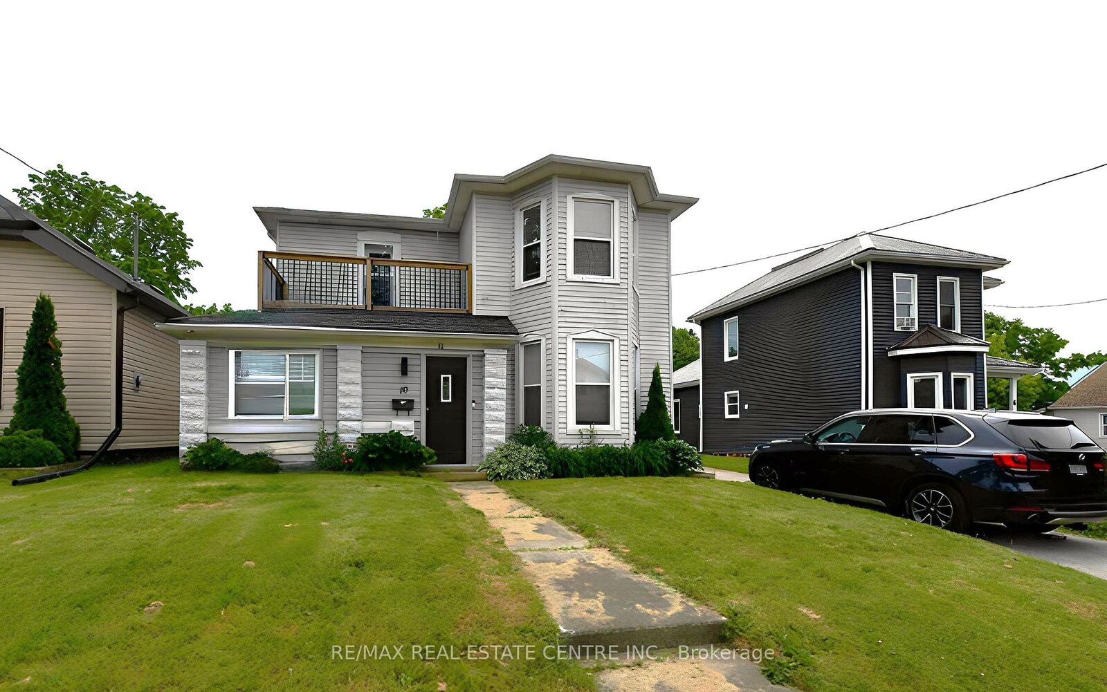 Property Photo: 10 Meda Street ON N5P 1W5