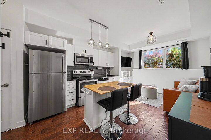 Property Photo: 315 Terravita Private L06 ON K1V 2S1