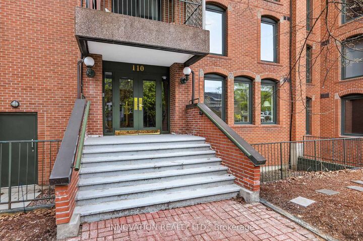 Property Photo: 110 Rideau Terrace 1 ON K1M 0Z2