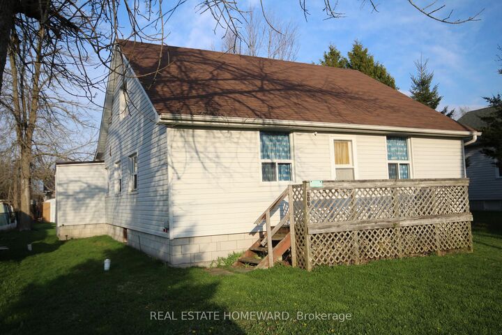Property Photo: 27125 Woodbine Avenue ON L4P 3E9