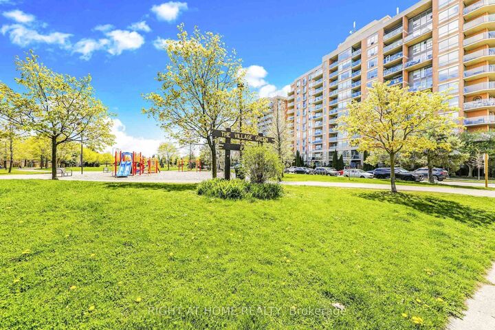 1140 Parkwest Place 502 — photo 1