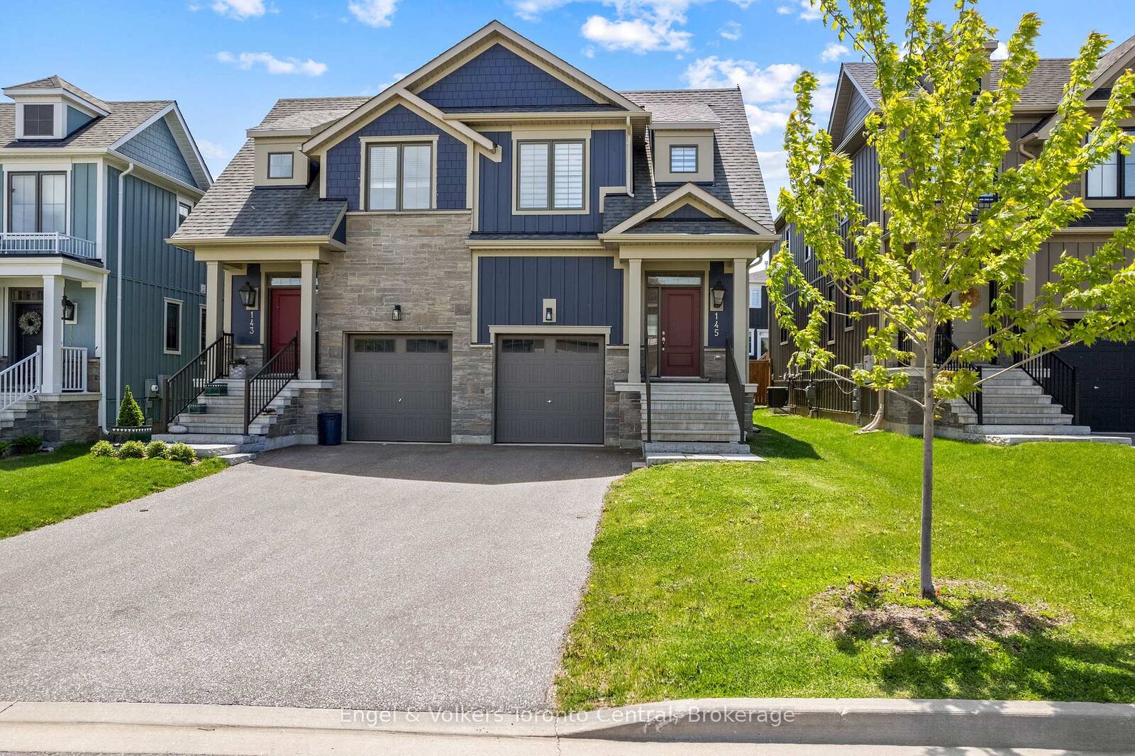 Property Photo: 145 Sycamore Street ON L9Y 4E4