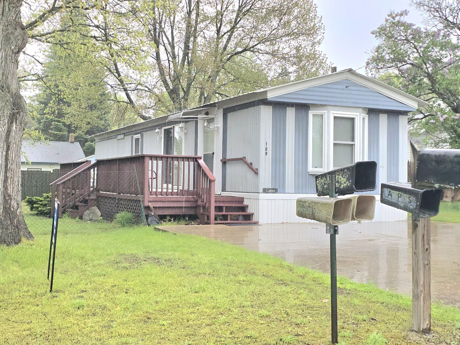 Property Photo: 109 Cadillac Avenue MI 48629