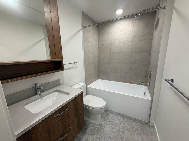 Property Photo: 133 West 49th Avenue 413 BC V5Y 2Z7
