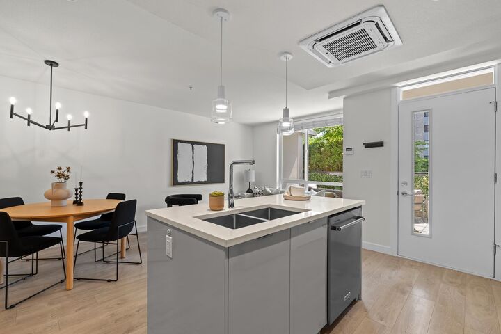 Property Photo:  108 E 8th Street Th3  BC V7L 1Y9 