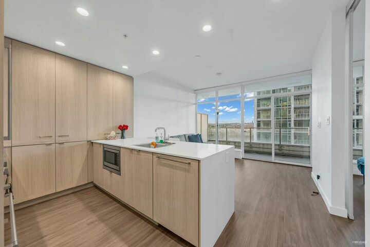 Property Photo: 2311 Beta Avenue 1902 BC V5C 0M1