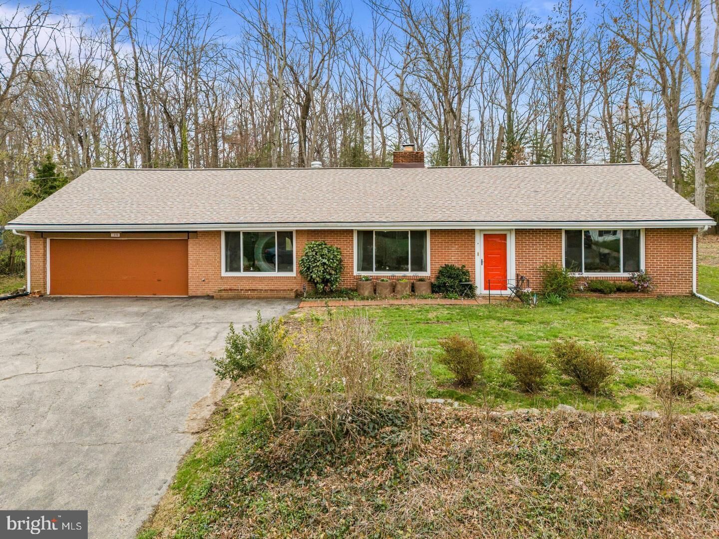 Property Photo:  1303 Jefferson Road  MD 20744 