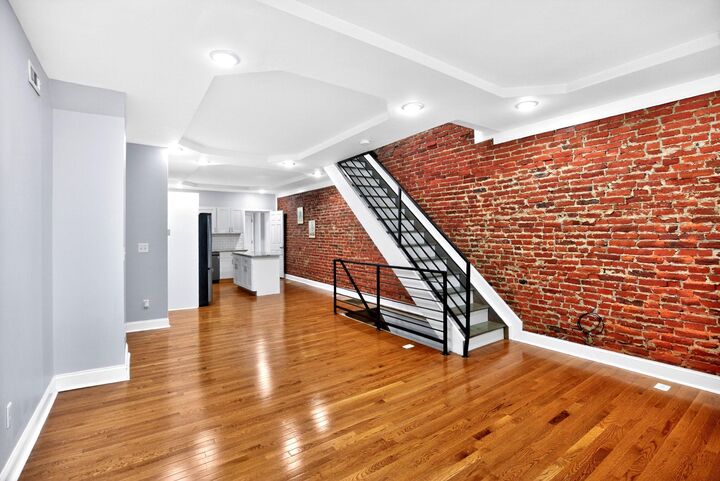 Property Photo: