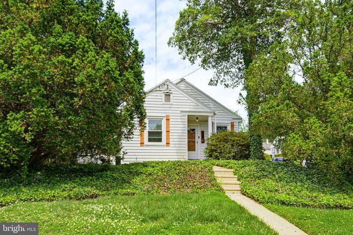 Property Photo:  139 Montrose Avenue  PA 17603 