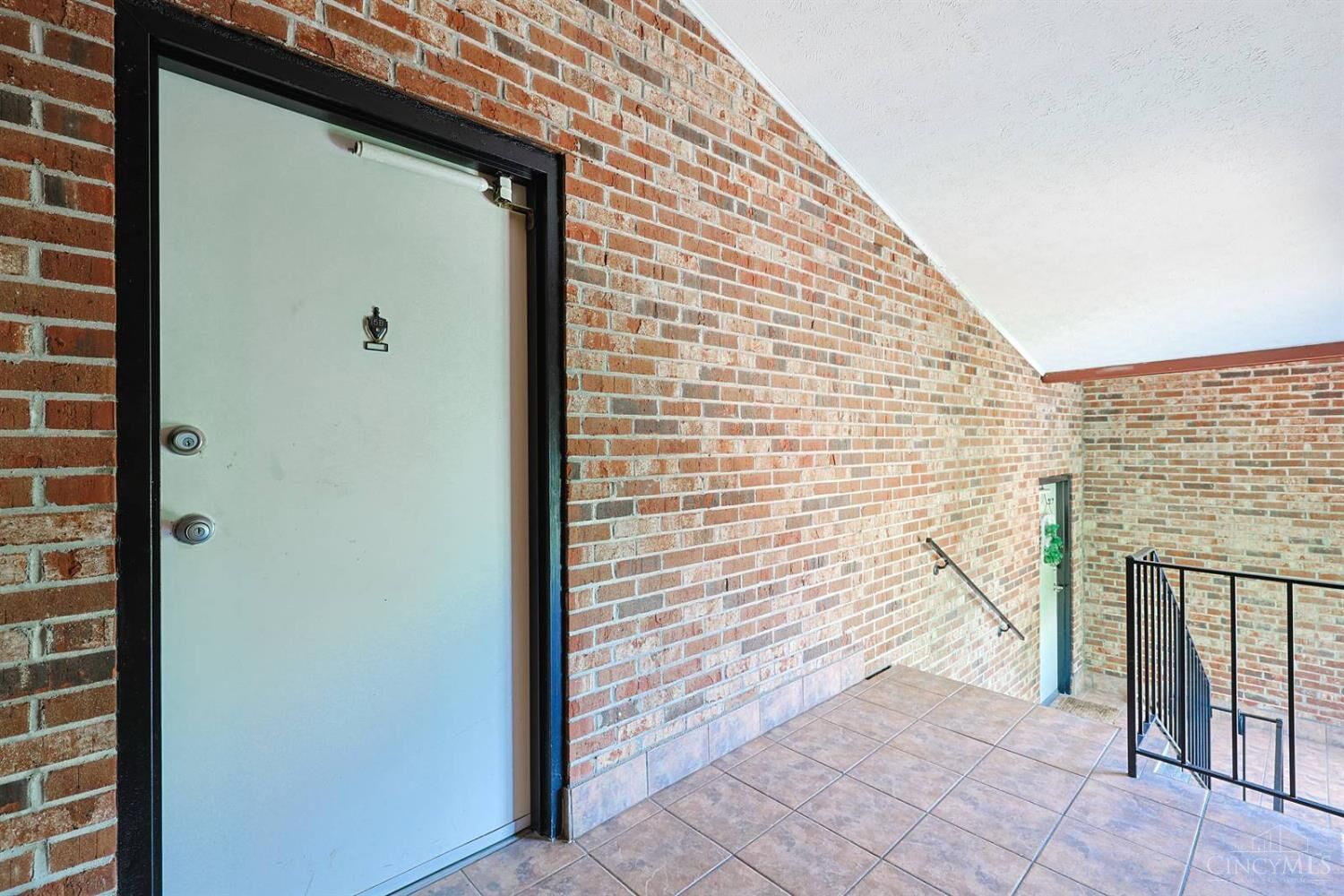 Property Photo:  3069 Alpine Terrace  OH 45208 