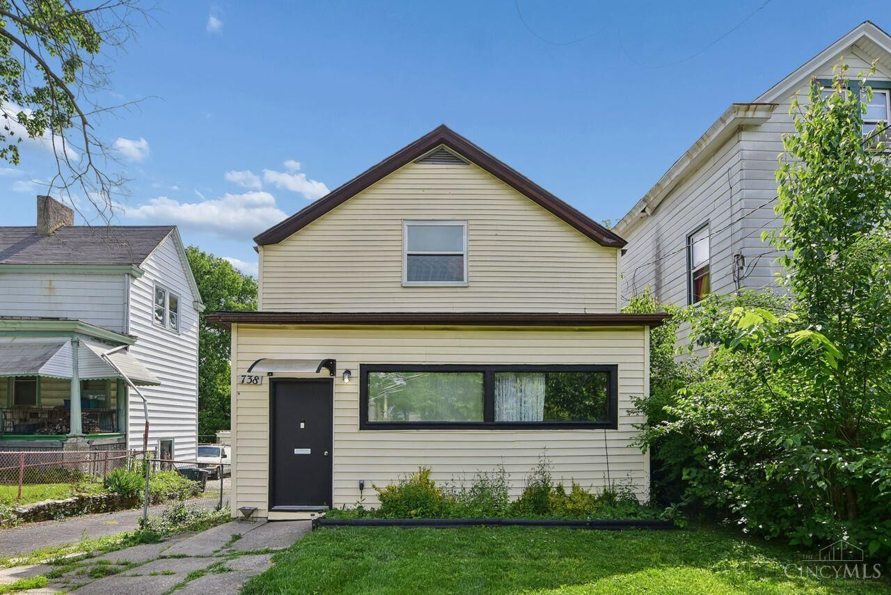 Property Photo: 738 Enright Avenue OH 45205
