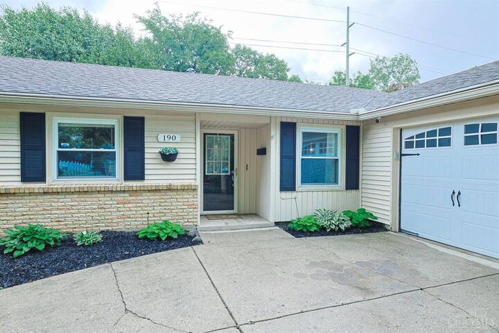 Property Photo: 190 Bethel Road OH 45458