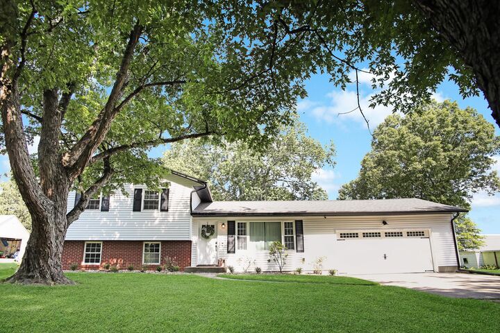 Property Photo:  790 N Buena Vista Street  OH 43055 