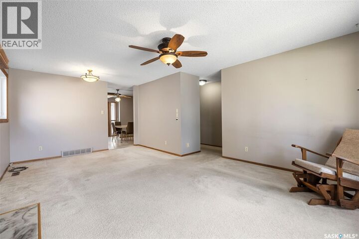 Property Photo:  287 Rogers Road  SK S4S 7C5 