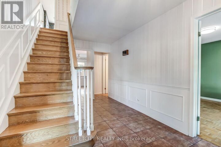 Property Photo: 648 Cranbrook Road ON N6K 1W6