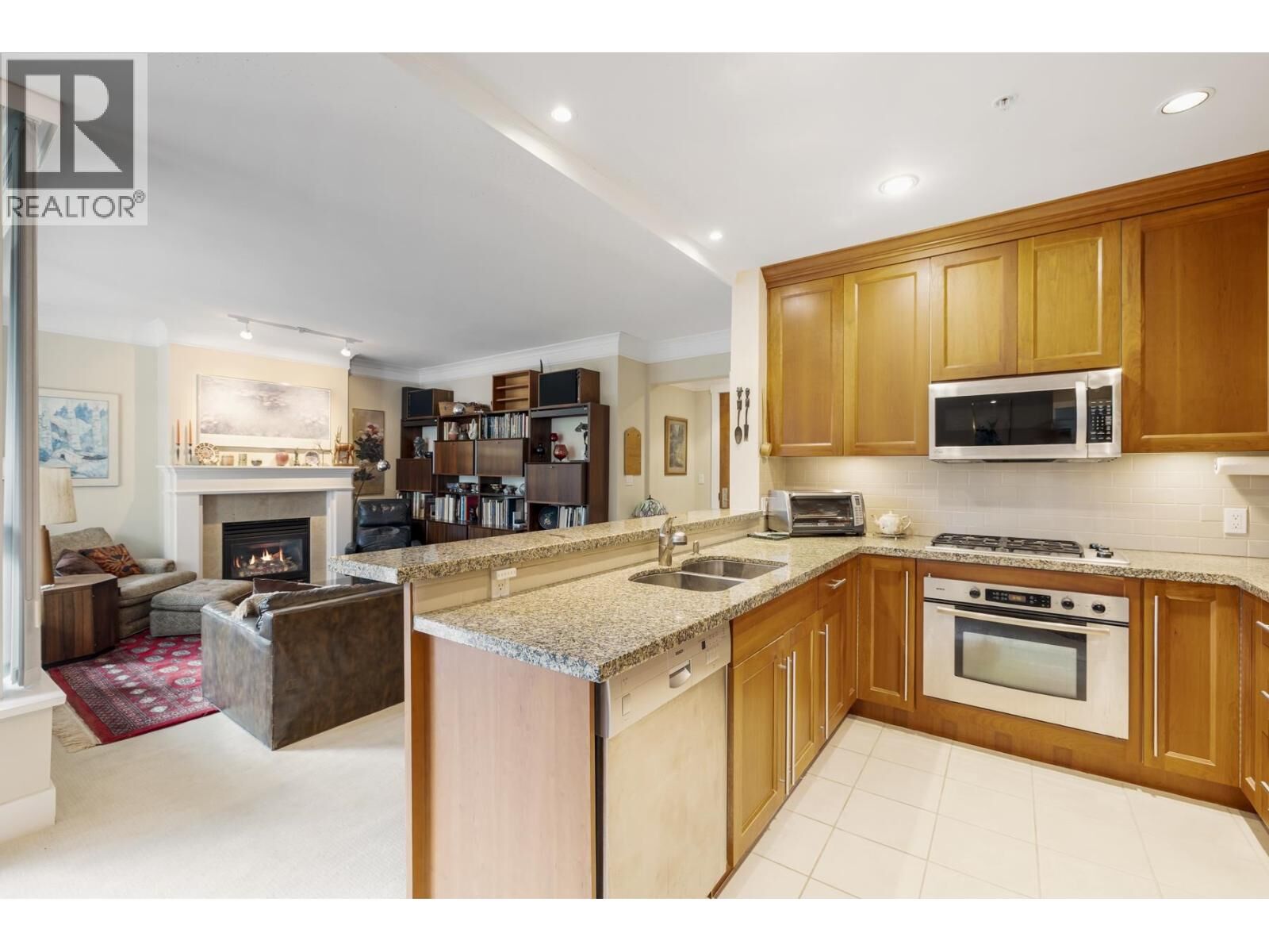 Property Photo:  4685 Valley Drive 304  BC V6J 5M2 