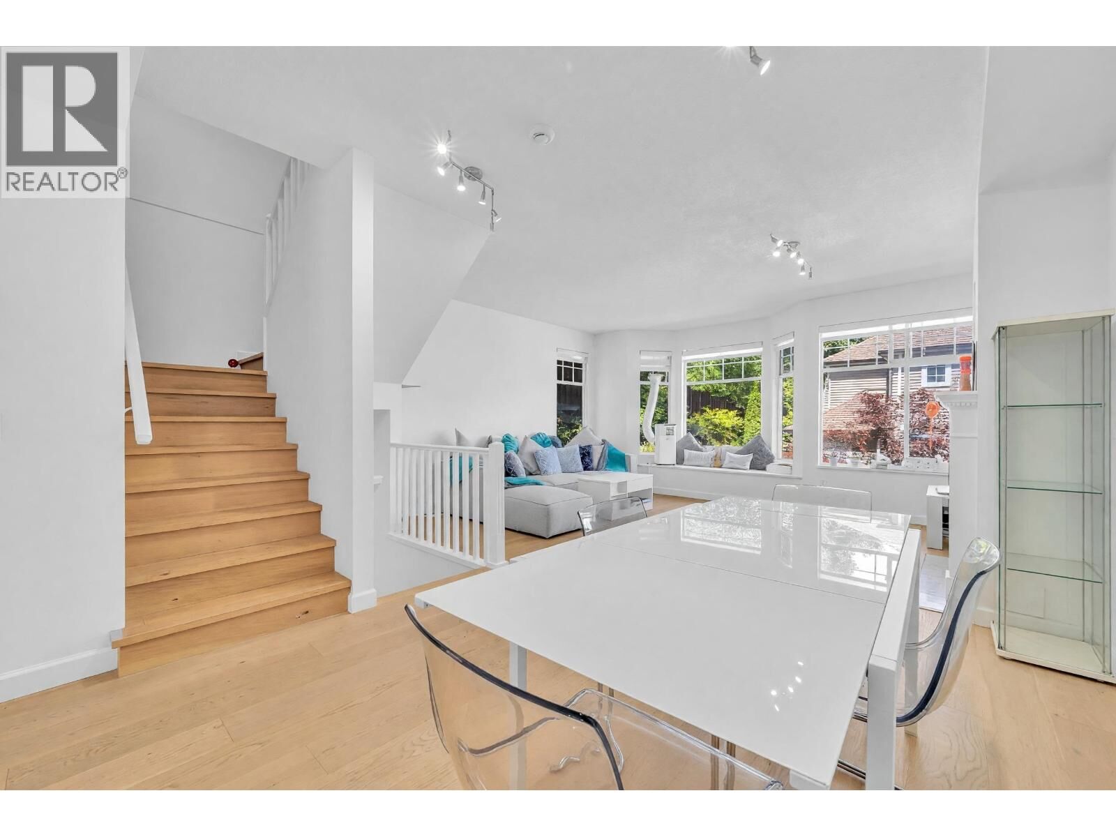 Property Photo: 5950 Oakdale Road 22 BC V5H 4R5