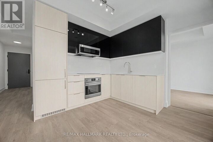 Property Photo:  308 Jarvis Street 2801  ON M5B 0E3 