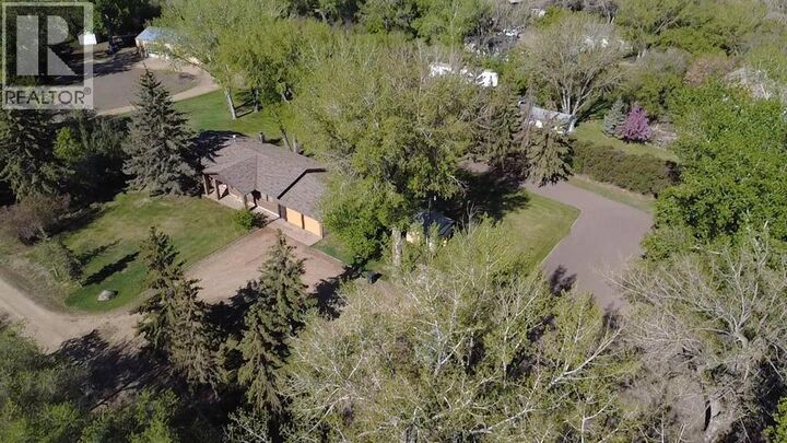 Property Photo:  31 Larch Avenue  AB T0J 0Y1 