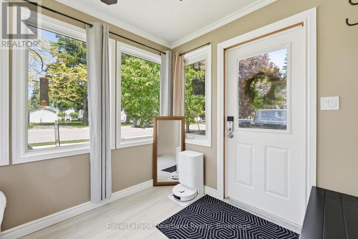 Property Photo: 212 Townsend Street ON N0M 1L0