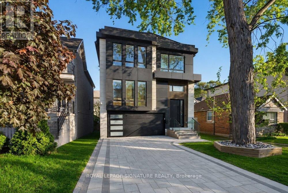 Property Photo: 339 Broadway Avenue ON M4P 1W6