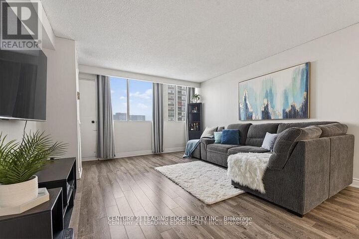 Property Photo: 40 Bay Mills Boulevard 707 ON M1T 3P5