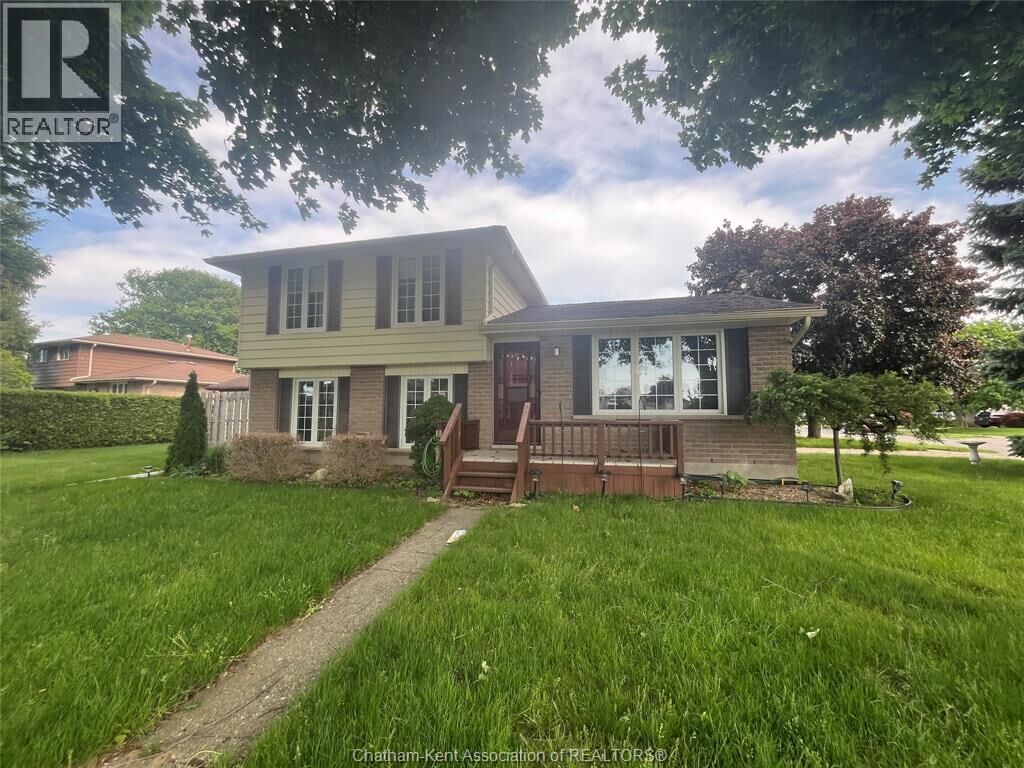 Property Photo:  183 Michener Road  ON N7L 4X4 