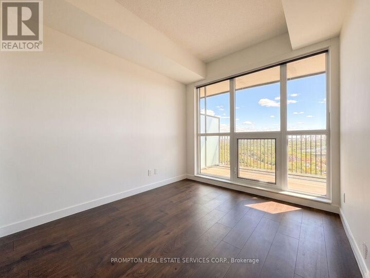 Property Photo:  18 Esther Shiner Boulevard 2509  ON M2K 0J7 