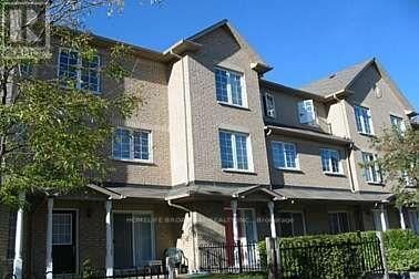 Property Photo: 5 St. Moritz Way Unit 5 ON L3R 4E8