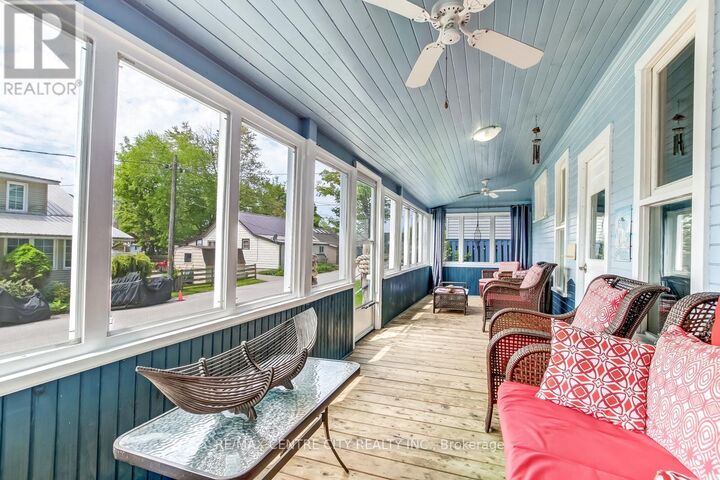 Property Photo:  347 First Street  ON N5L 1E3 