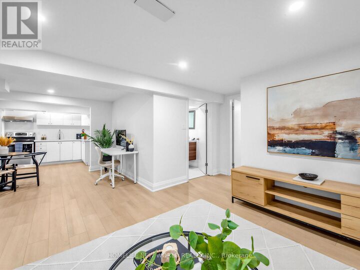 Property Photo:  1045 Pharmacy Avenue  ON M1R 2G8 