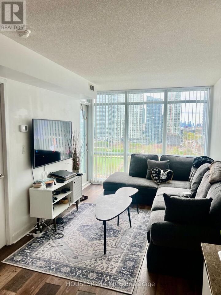 Property Photo:  15 Fort York Boulevard 1601  ON M5V 3Y4 