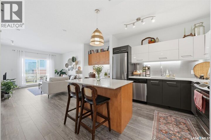 Property Photo:  409 409 B Avenue S  SK S7M 5M8 