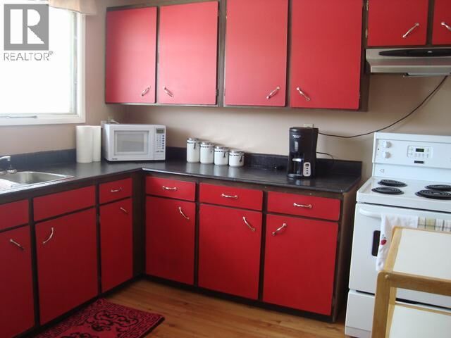 Property Photo:  114 Kitza Avenue  YT Y0B 1K0 