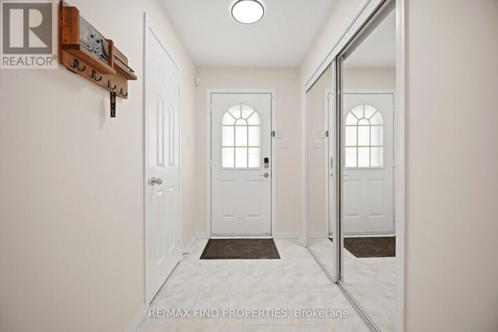 Property Photo: 75 Harris Boulevard ON L9T 6B6