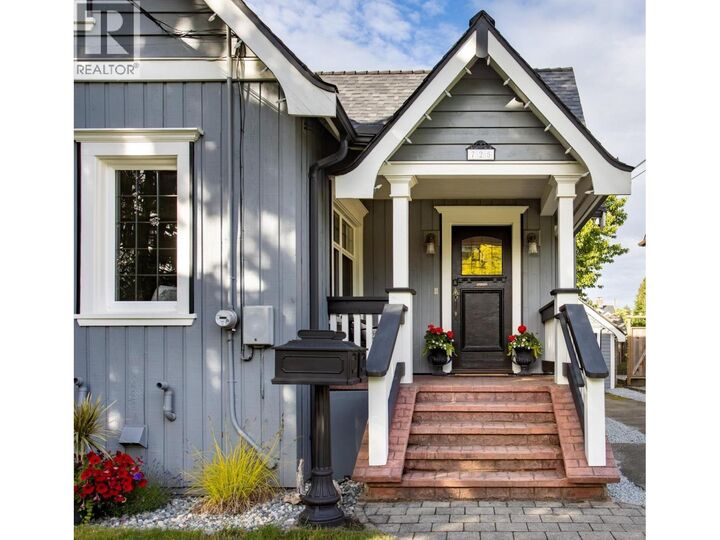 Property Photo: 725 Fifth Street BC V3L 2Y2