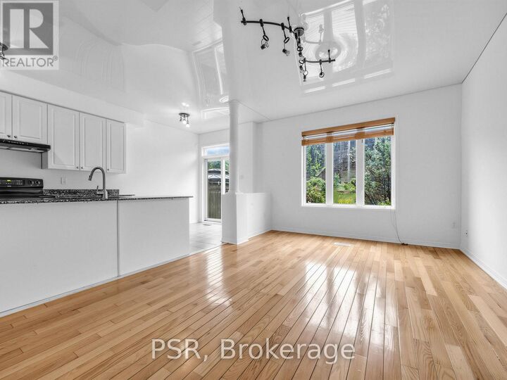 Property Photo:  38 Enroutes Street  ON M4E 3X8 