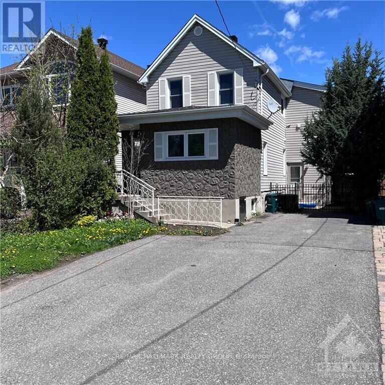 Property Photo:  687 Melbourne Avenue 1  ON K2A 1X4 