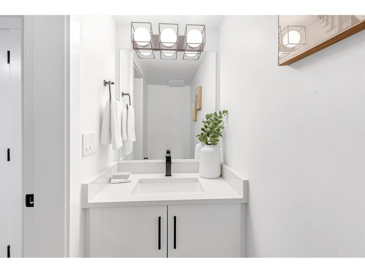 Property Photo: 6035 141 Street 23 BC V3X 2N2