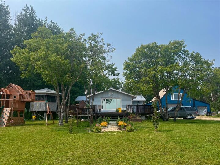Property Photo:  14 Lakeview Road  MB R0C 2A0 