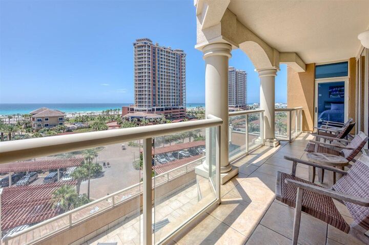 Property Photo: 2 Portofino Drive 606 FL 32561