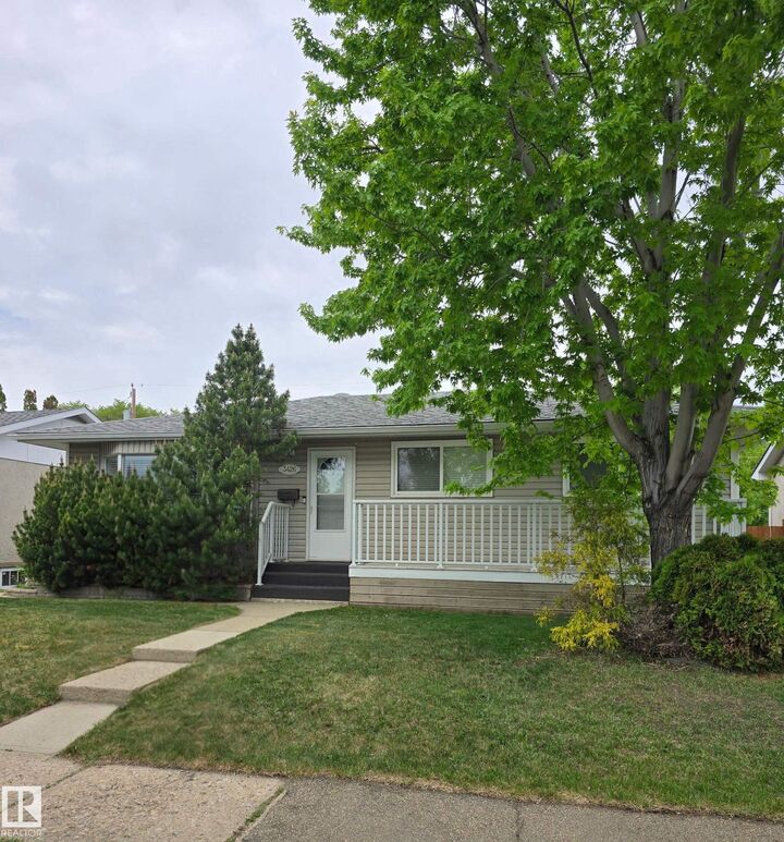 Property Photo: 3426 120 Avenue NW AB T5W 1K2