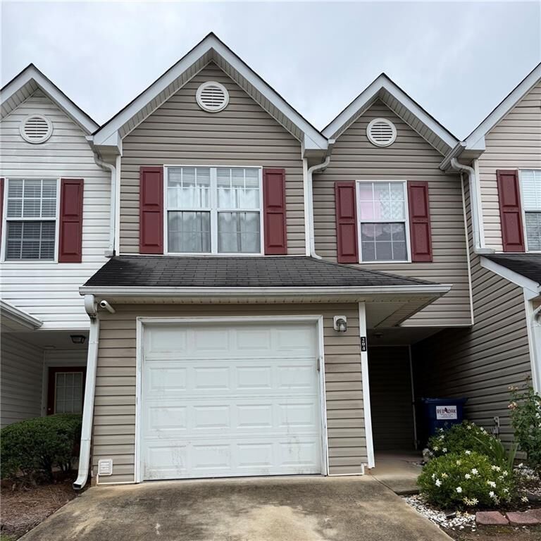 Property Photo:  204 Gallant Lane SE 26  GA 30126 