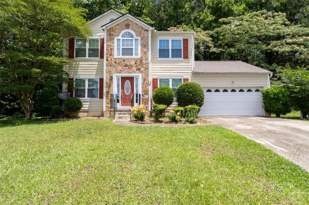 Property Photo:  800 Revena Drive  GA 30168 