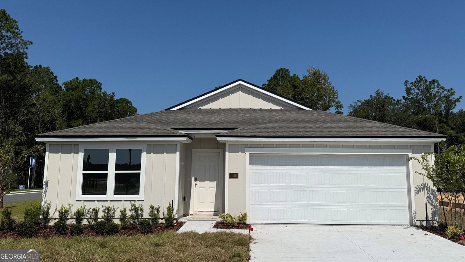 Property Photo:  101 Red Oak Court  GA 31548 