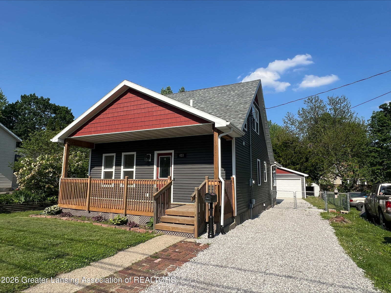 Property Photo:  433 Prairie Street  MI 48813 