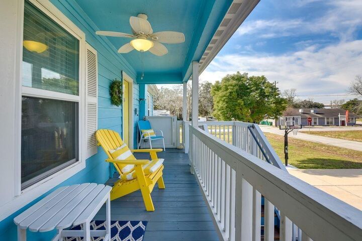 Property Photo: 1206 4th Street TX 77586