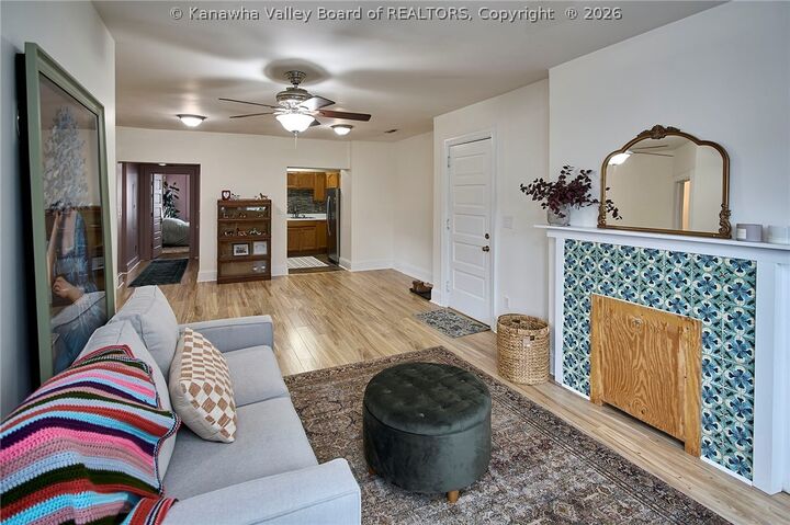 Property Photo: 1313 Lee Street E WV 25301