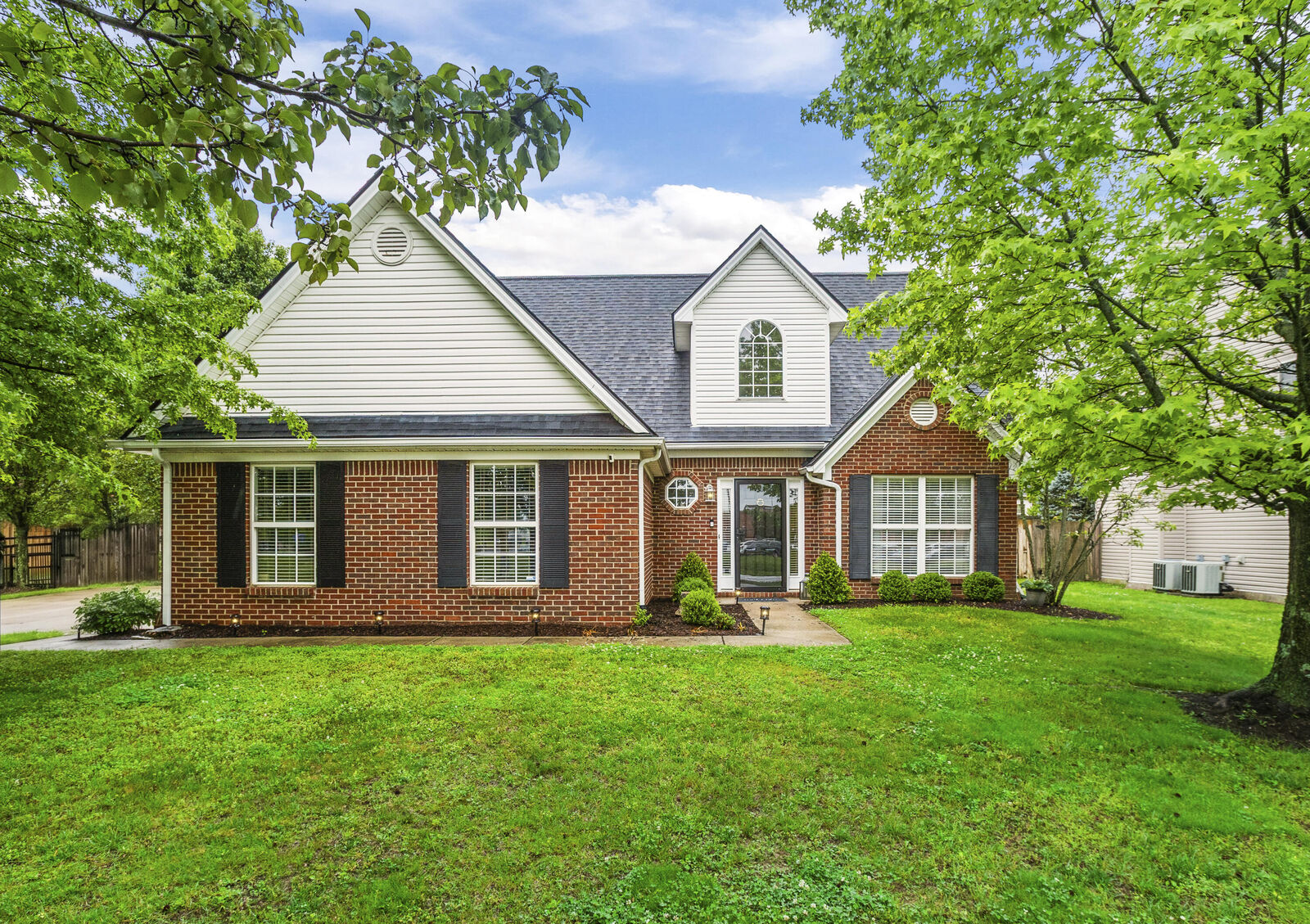 Property Photo: 917 Jouett Creek Drive KY 40509