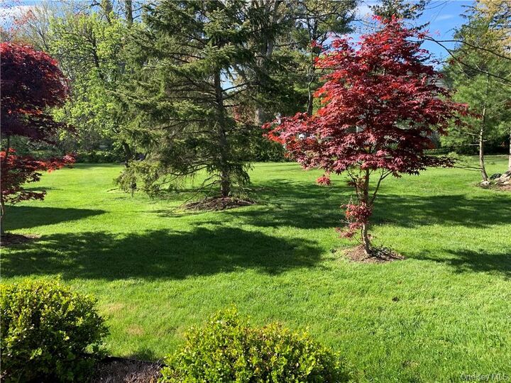 Property Photo:  10 W Clarkstown Road  NY 10956 